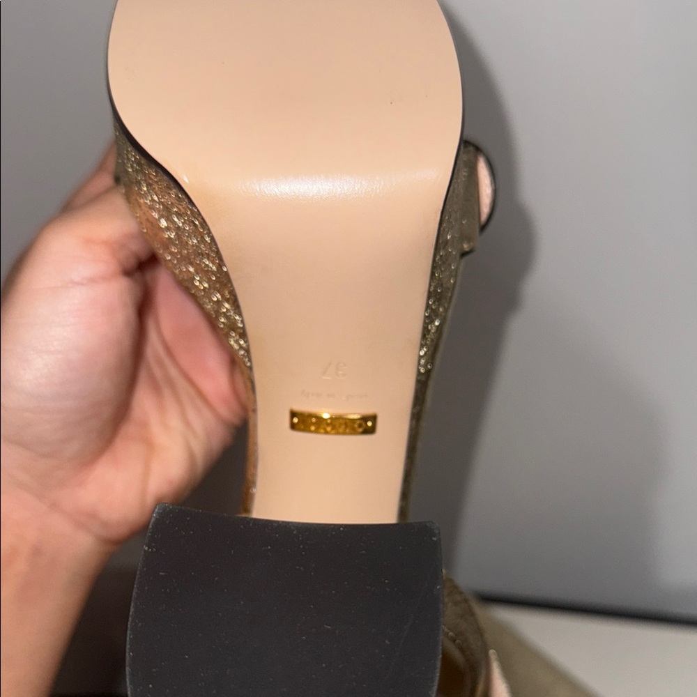 Gucci Metallic Gold Women's Heels - Picture 5 of 11